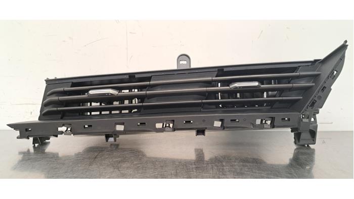 Grille aération tableau de bord Audi Q4