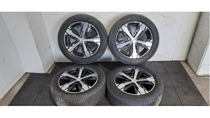 Set of wheels + tyres Peugeot 3008