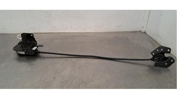 Spare wheel mechanism Renault Master
