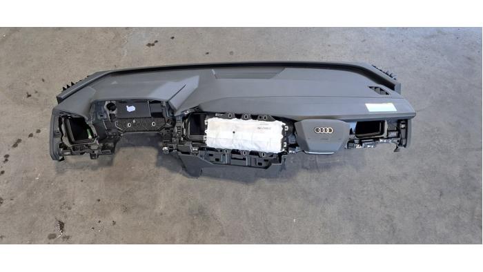 Airbag-Set + Armaturenbrett Audi Q4