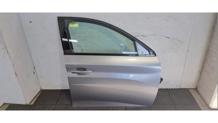 Portière 4portes avant droite Peugeot 208 Portière 4portes avant droite Peugeot 208