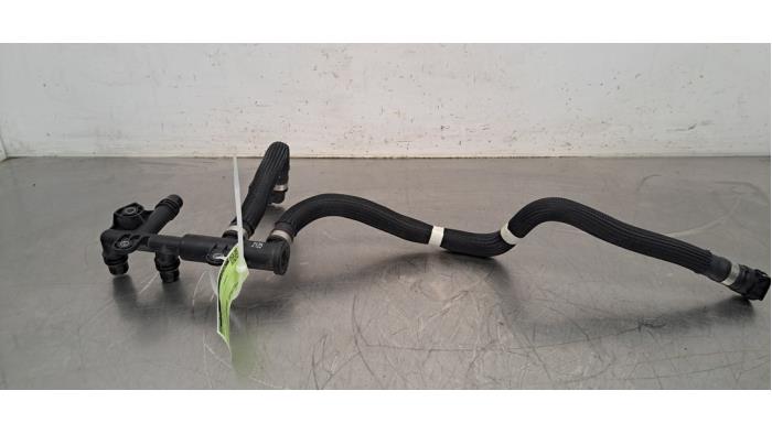 Tuyau radiateur Peugeot 3008
