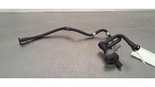 Gebruikte Leiding (diversen) DS Automobiles DS 7 Crossback 1.6 16V E-Tense 4x4 Prijs € 48,40 Inclusief btw aangeboden door Autohandel Didier