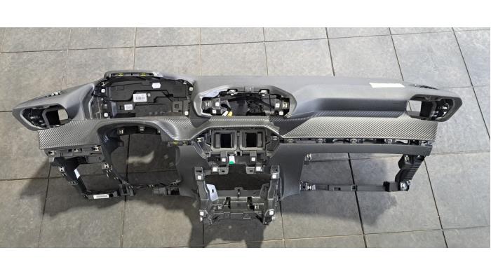 Armaturenbrett Peugeot 208