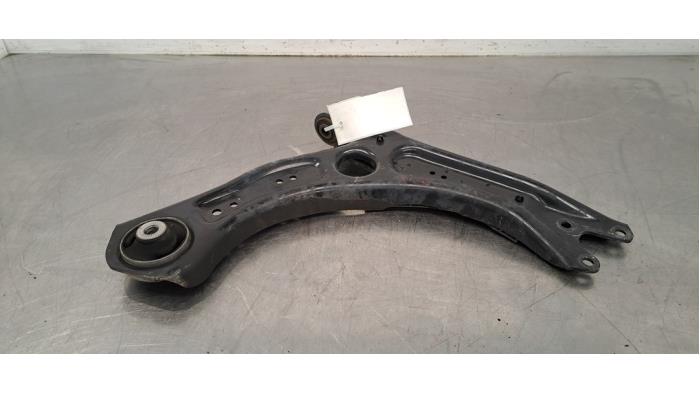 Bras de suspension avant droit Volkswagen Polo