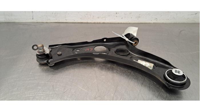 Bras de suspension avant gauche Peugeot 208