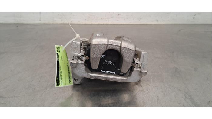 Remklauw (Tang) links-achter Peugeot 3008