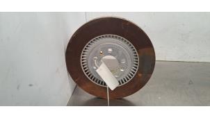 Gebruikte Remschijf achter Peugeot 3008 III e-3008 210 73 kWh Prijs € 66,55 Inclusief btw aangeboden door Autohandel Didier