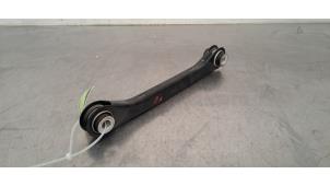 Gebruikte Triangel rechts-achter Peugeot 3008 III e-3008 210 73 kWh Prijs € 30,25 Inclusief btw aangeboden door Autohandel Didier