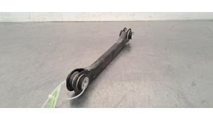 Gebruikte Draagarm links-achter Peugeot 3008 III e-3008 210 73 kWh Prijs € 30,25 Inclusief btw aangeboden door Autohandel Didier