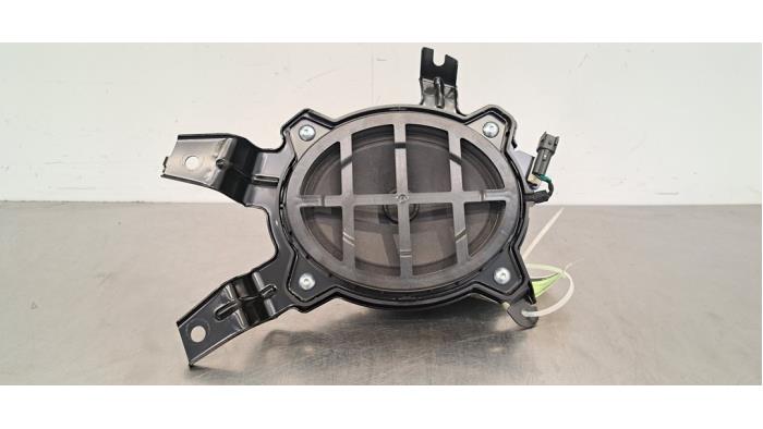 Subwoofer Ford Puma