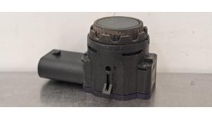 Gebruikte PDC Sensor BMW 4 serie Gran Coupe (G26) 420d Mild Hybrid 2.0 16V Prijs € 42,35 Inclusief btw aangeboden door Autohandel Didier