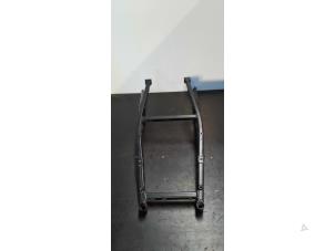 Gebruikte Subframe BMW R 1200 GS Adventure Prijs € 266,20 Inclusief btw aangeboden door Autohandel Didier