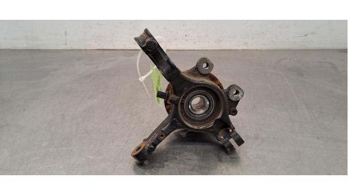 Achsschenkel links vorne Peugeot 208