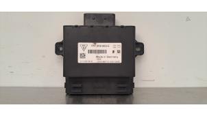 Gebruikte Start/Stop computer Porsche 911 (991) 3.4 24V Carrera 4 Prijs € 66,55 Inclusief btw aangeboden door Autohandel Didier