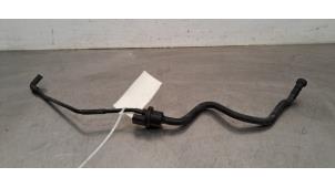 Gebruikte Koelwaterslang Volkswagen Polo VI (AW1) 1.0 12V BlueMotion Technology Prijs € 36,30 Inclusief btw aangeboden door Autohandel Didier