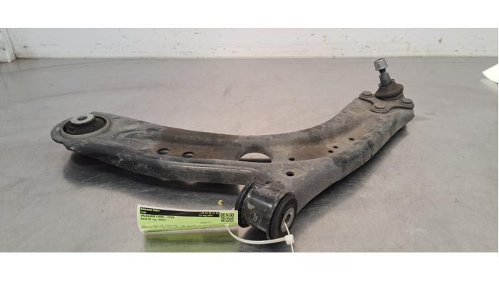 Draagarm links-voor Audi Q2