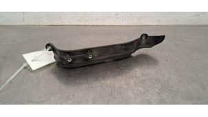 Gebruikte Motor Beschermplaat Porsche 911 (991) 3.4 24V Carrera 4 Prijs € 30,25 Inclusief btw aangeboden door Autohandel Didier