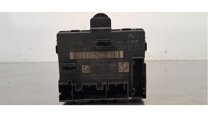 Centrale Deurvergrendelings Module Volkswagen Golf