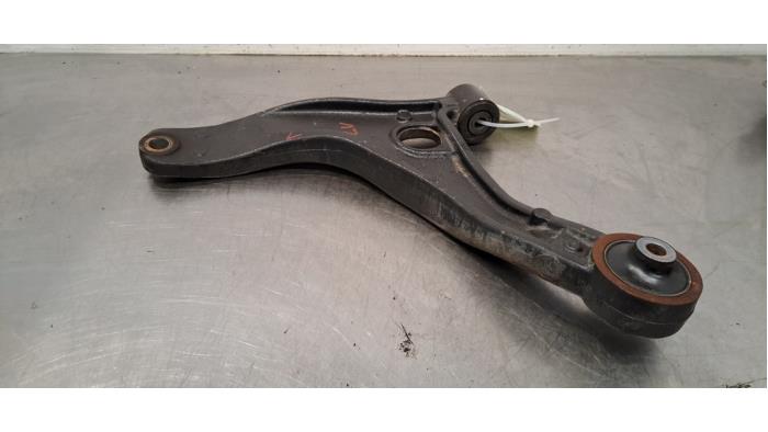 Draagarm links-voor Renault Master