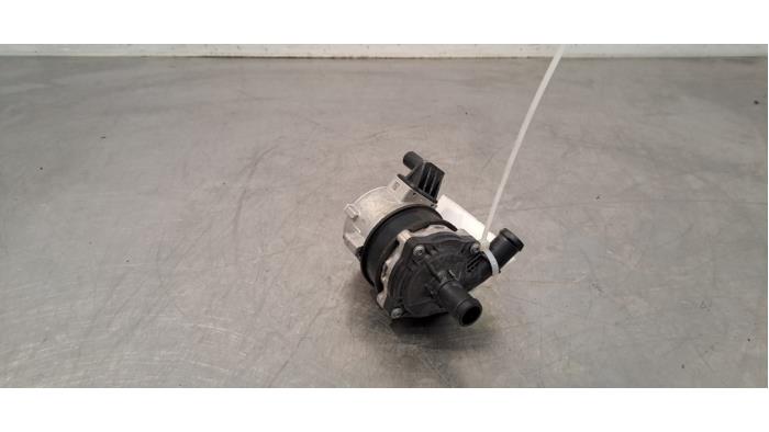 Pompe à eau supplémentaire Audi E-Tron