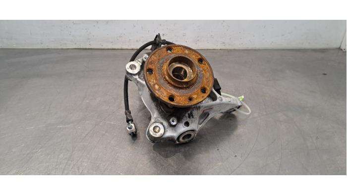 Fusee links-voor Volkswagen Golf