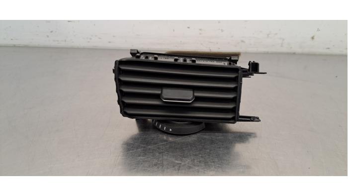 Rejilla de aire de salpicadero Volkswagen Golf