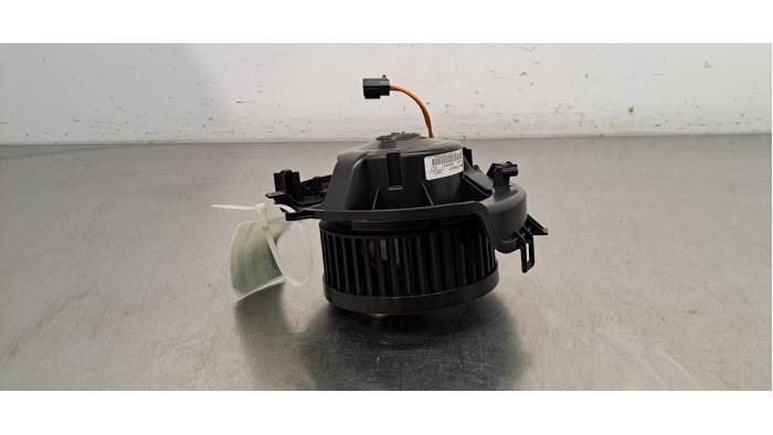 Kachel Ventilatiemotor Audi Q3