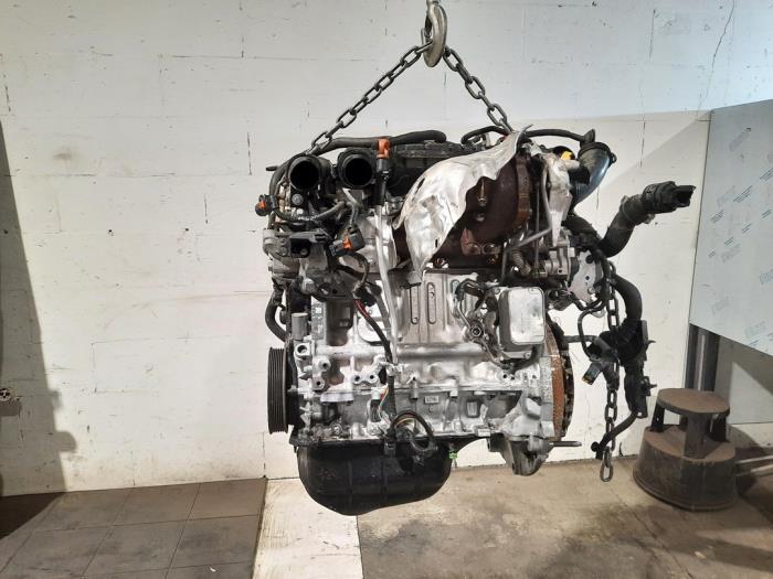 Motor Peugeot 208