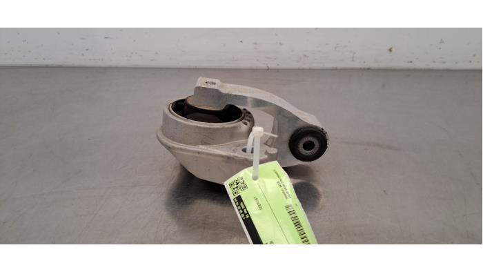 Getriebe Halterung Peugeot 3008