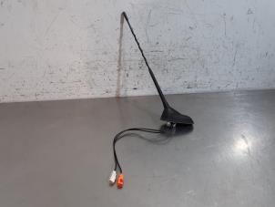 Gebruikte Antenne Peugeot 208 II (UB/UH/UP) 1.5 BlueHDi 100 Prijs € 36,30 Inclusief btw aangeboden door Autohandel Didier