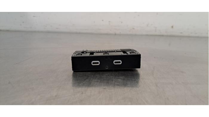 Zlacze AUX/USB Skoda Kodiaq