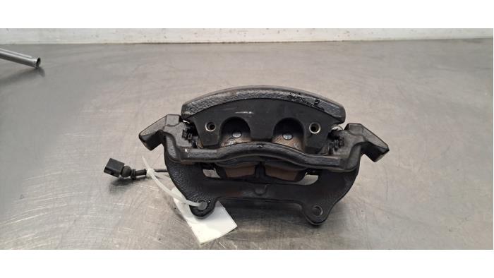 Etrier de frein (pince) avant droit Audi S3