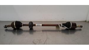 Gebruikte Cardanas rechts-voor (VWA) Dacia Lodgy (JS) 1.6 Sce 100 16V Prijs € 133,10 Inclusief btw aangeboden door Autohandel Didier