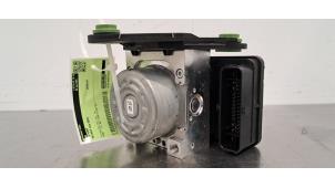 Gebruikte ABS Pomp Volkswagen Golf VIII Variant (GC5) 1.5 eTSI 16V Prijs € 199,65 Inclusief btw aangeboden door Autohandel Didier