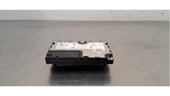 Communicatie module Volkswagen Golf
