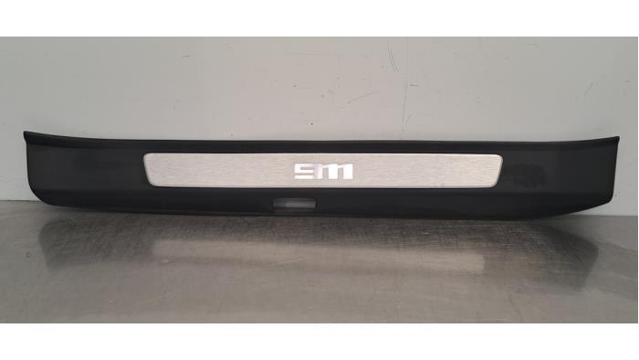 Täcker tröskel höger Porsche 911