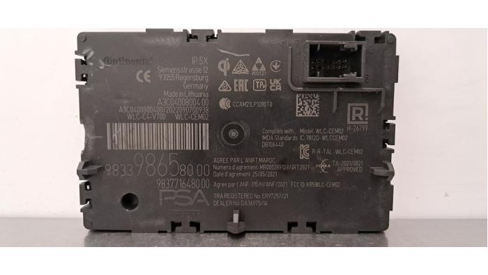 Draadloze oplader Opel Astra