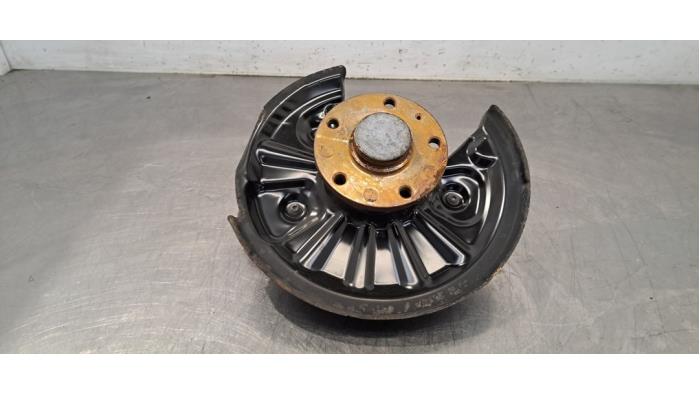 Fusee links-achter Audi Q3