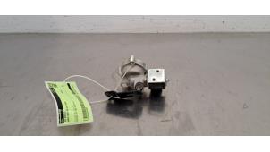 Gebruikte LPG Module Dacia Duster (SR) 1.0 TCE 100 Bi-Fuel, Eco-G 12V Prijs € 72,60 Inclusief btw aangeboden door Autohandel Didier