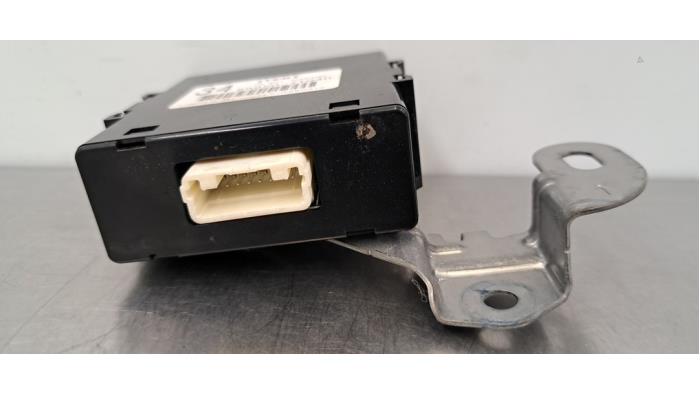 Ordinateur direction assistée Toyota Hilux