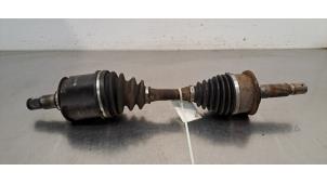 Gebruikte Aandrijfas rechts-voor Toyota Land Cruiser 90 (J9) 3.0 TD Prijs € 133,10 Inclusief btw aangeboden door Autohandel Didier