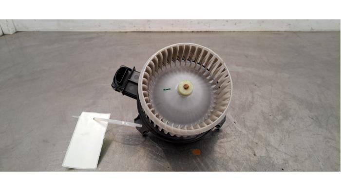 Moteur de ventilation chauffage Toyota Hilux