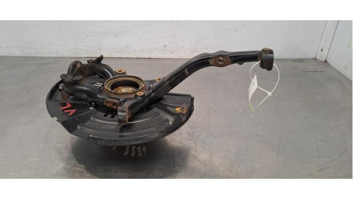 Fusee links-voor Toyota Hilux