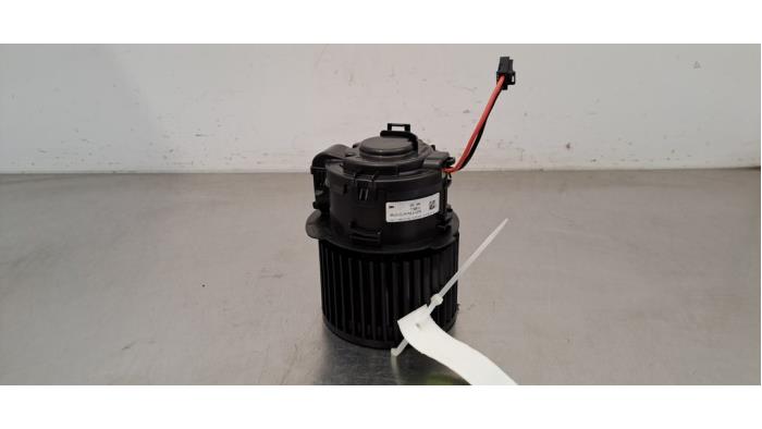 Kachel Ventilatiemotor Peugeot 308