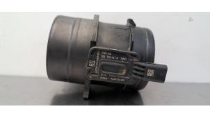 Gebruikte Luchtmassameter Volkswagen Golf VIII (CD1) 2.0 TDI BlueMotion 16V Prijs € 66,55 Inclusief btw aangeboden door Autohandel Didier