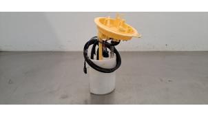 Gebruikte Tank element Pomp Volkswagen Golf VIII (CD1) 2.0 TDI BlueMotion 16V Prijs € 133,10 Inclusief btw aangeboden door Autohandel Didier