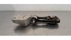 Gebruikte Versnellingsbak Steun Toyota C-HR (X1,X5) 1.8 16V Hybrid Prijs € 54,45 Inclusief btw aangeboden door Autohandel Didier