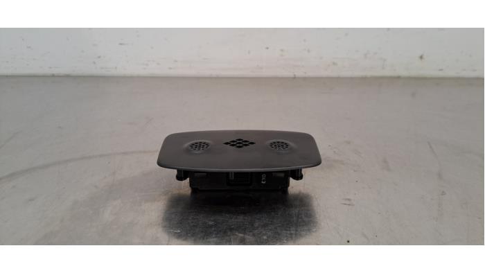 Teléfono (varios) Toyota C-HR