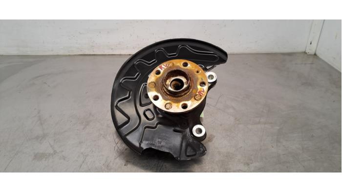 Fusee rechts-voor Audi Q3